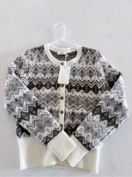 Aritzia Sweaters - Aritzia Wilfred Hals Cardigan